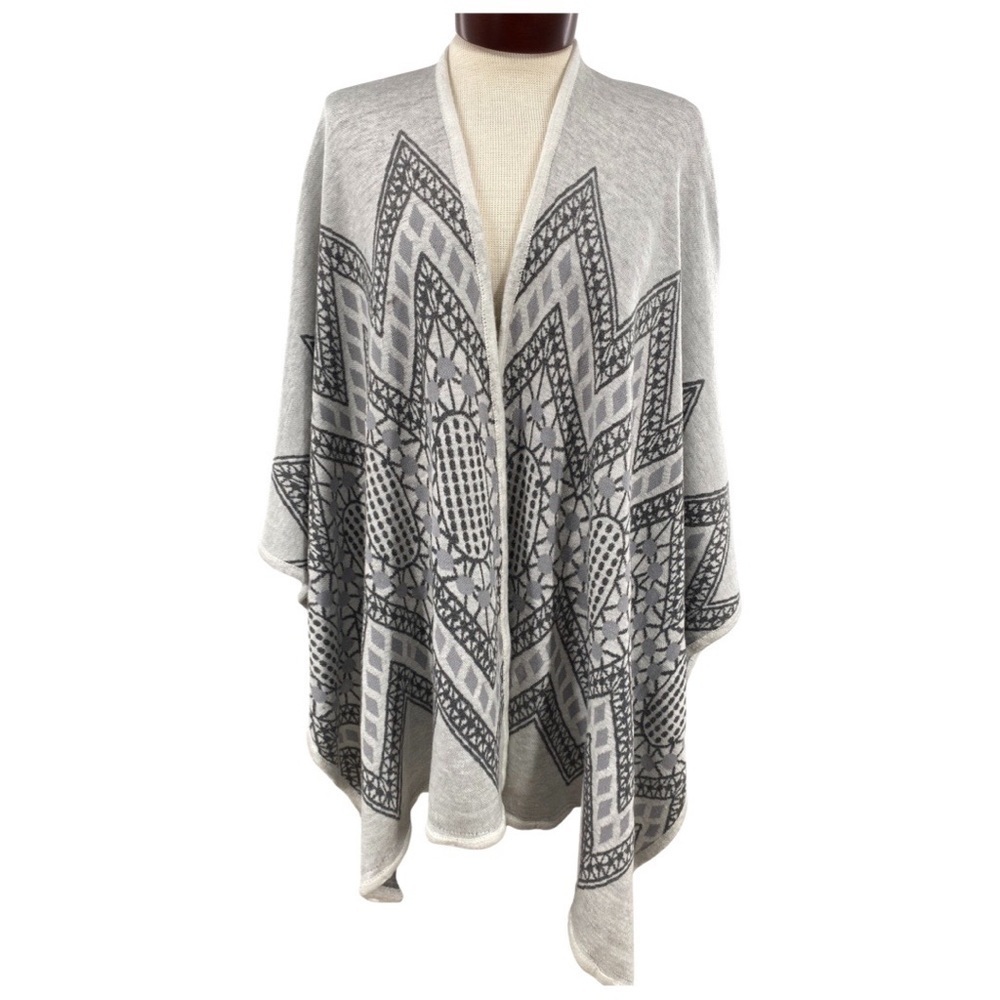 Ruana Women’s Wrap Knit Open Cozy Sweater White Grey One Size Fits Most